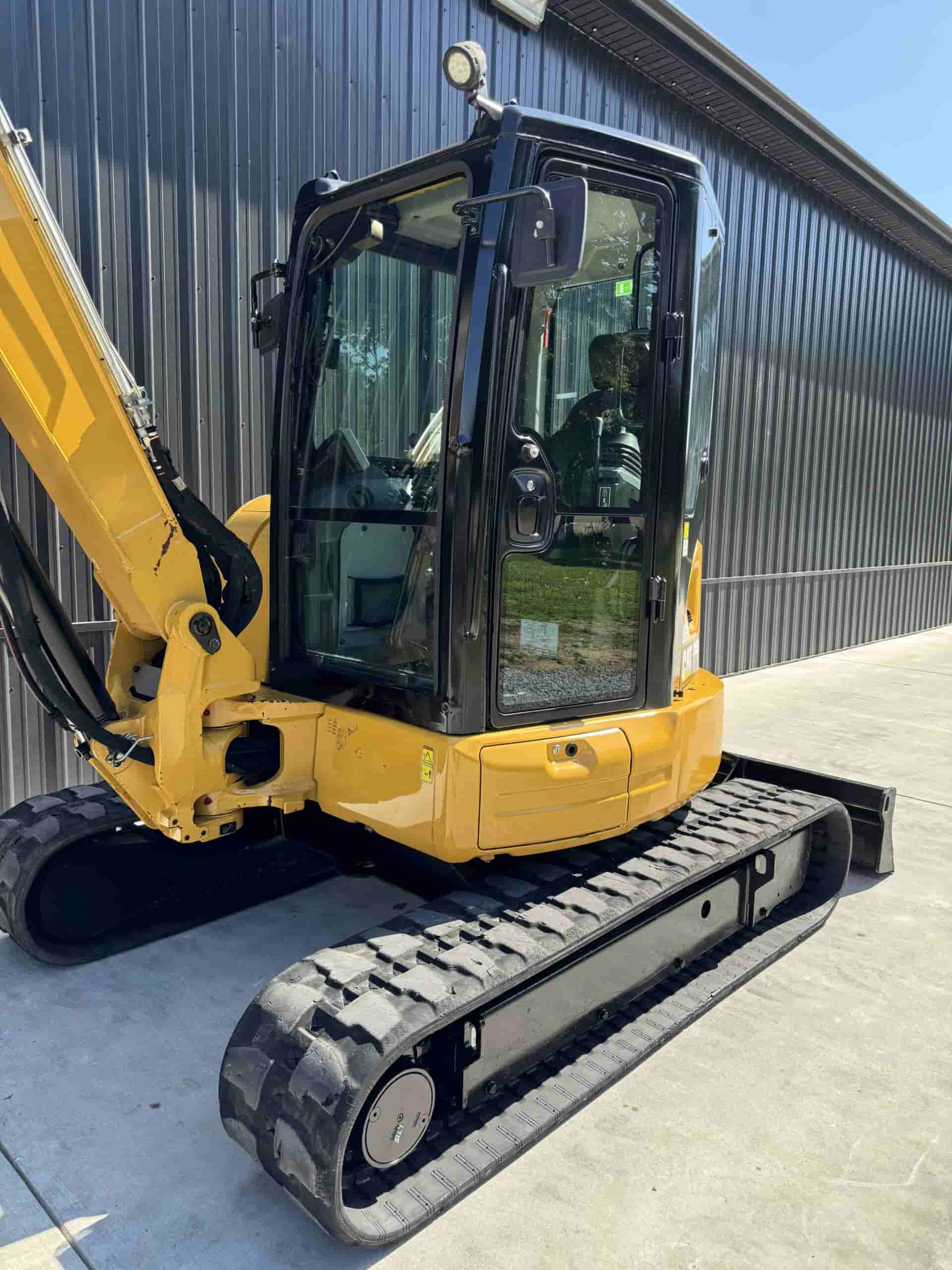 2019 CAT 305E2
